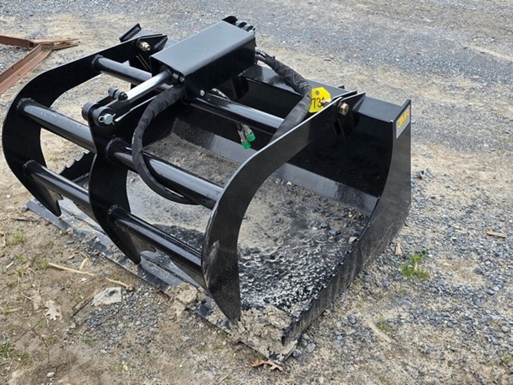 new-jmr-44"-mini-skidloader-grapple-image-3