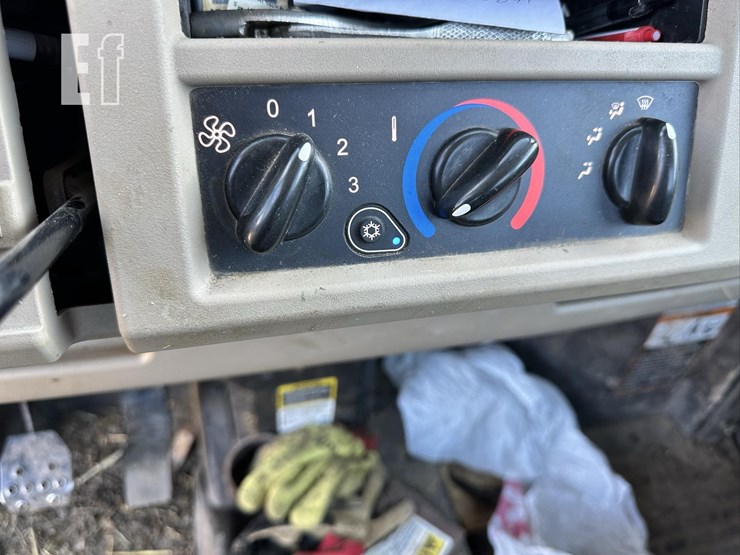 2019-john-deere-gator-xuv-835r-image-20