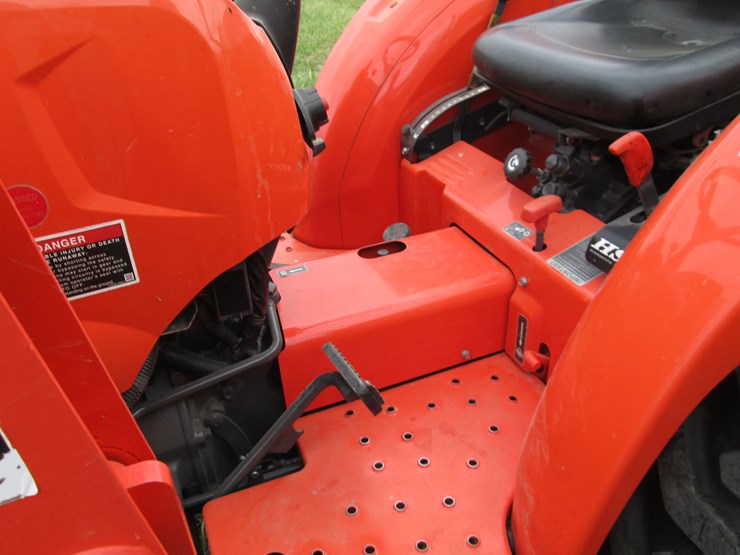 kubota-l3301-image-28