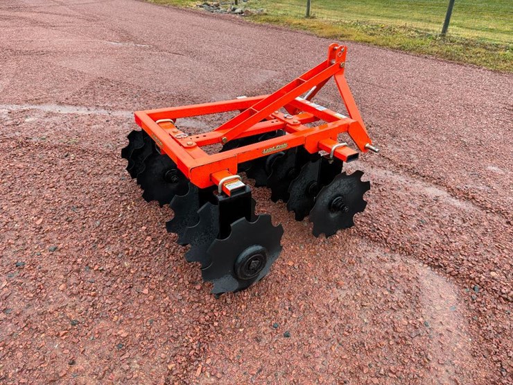 2022-land-pride-dh1048-image-4