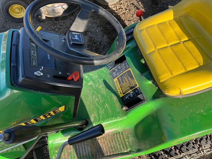 john-deere-180-image-14