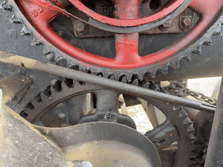 1912-20hp-russell-steam-traction-engine-image-45