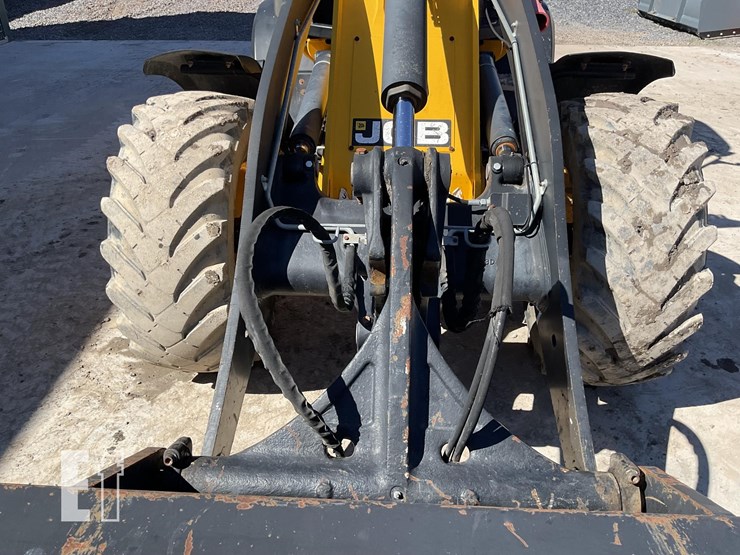 2019-jcb-409-image-10