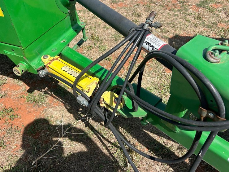 john-deere-348-image-10