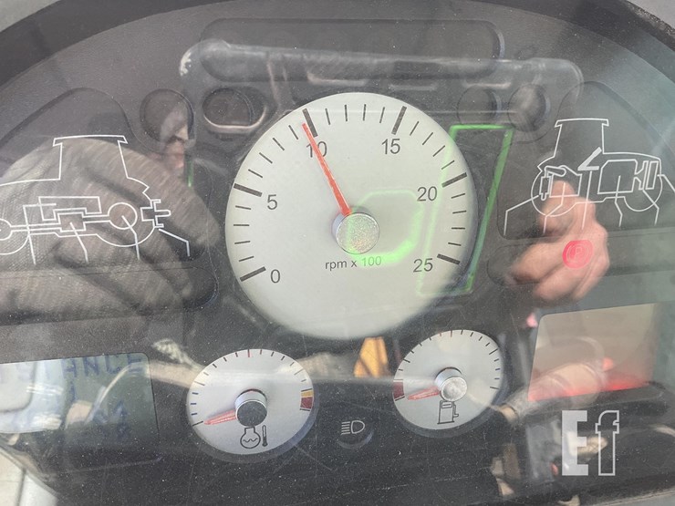 2011-challenger-mt525b-image-12