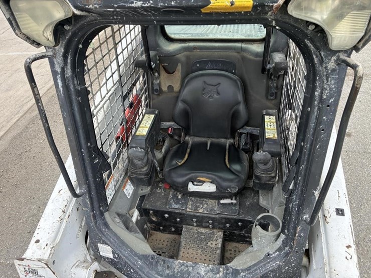 2018-bobcat-s570-image-12