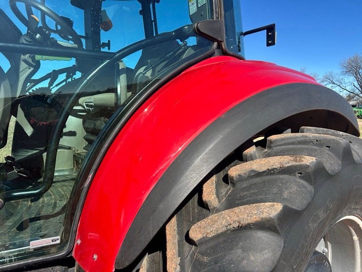 2019-case-ih-farmall-120u-image-13