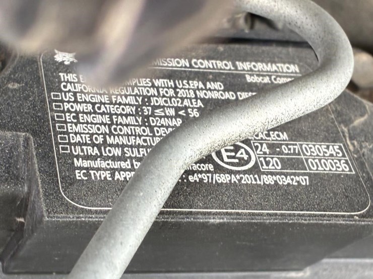 2018-bobcat-s570-image-23