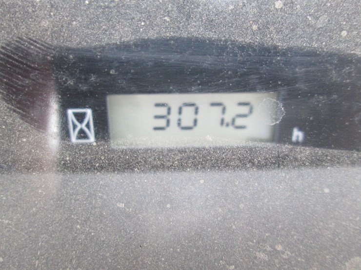 kubota-l3301-image-34