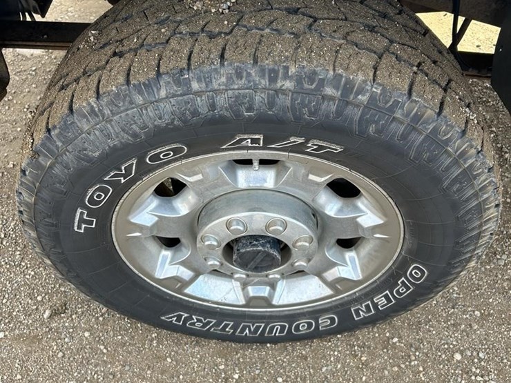 2001-ford-f350-xl-image-14