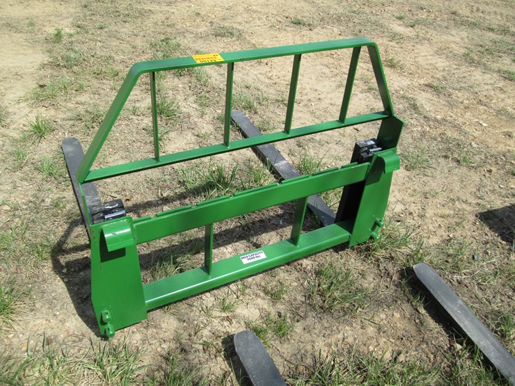 #44100-•-44"-tractor-forks-image-3