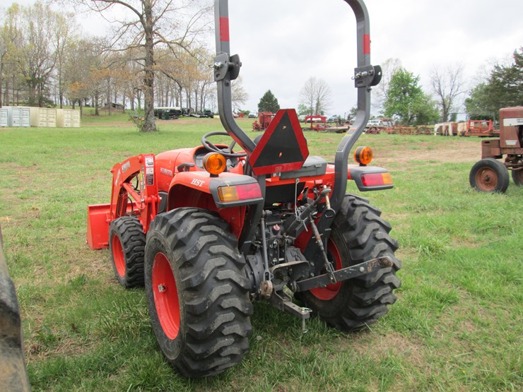 kubota-l3301-image-4