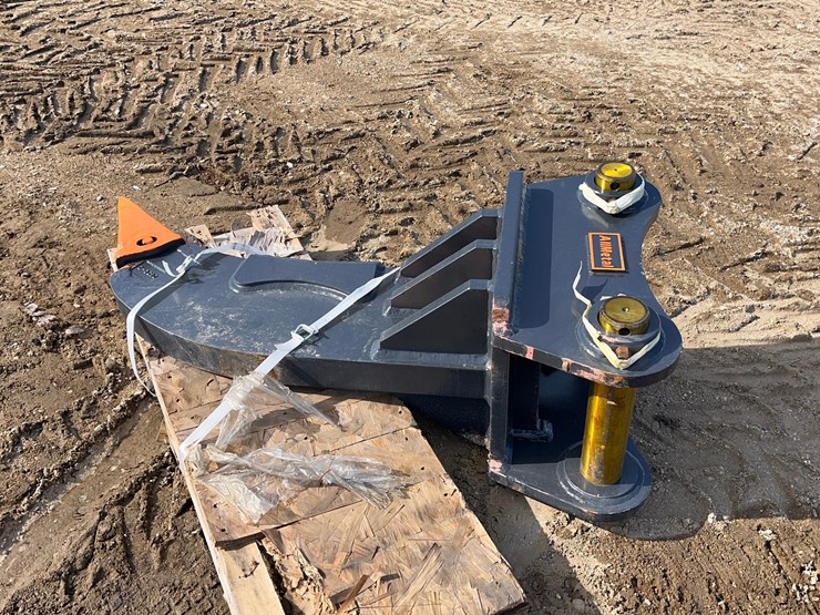 excavator-frost-tooth-image-3