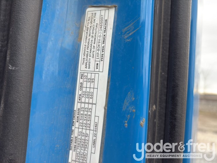 2018-peterbilt-579-image-53