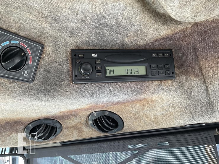 2011-challenger-mt525b-image-10