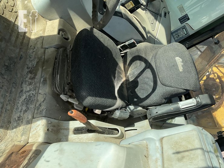 2011-challenger-mt525b-image-9