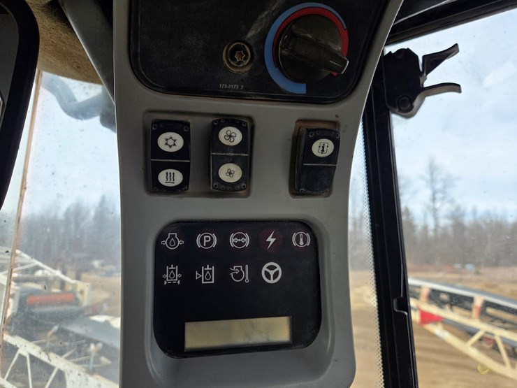 caterpillar-980h-image-43