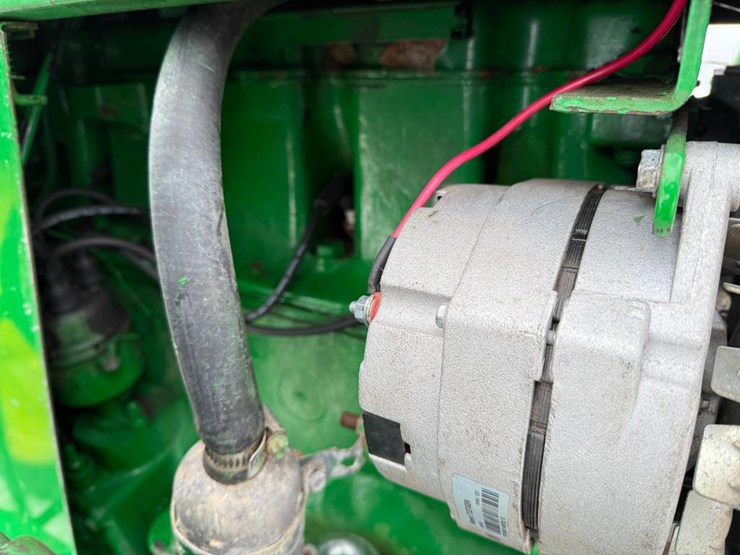 john-deere-3010-image-32