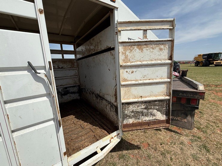 2002-travalong-livestock-trailer-image-6