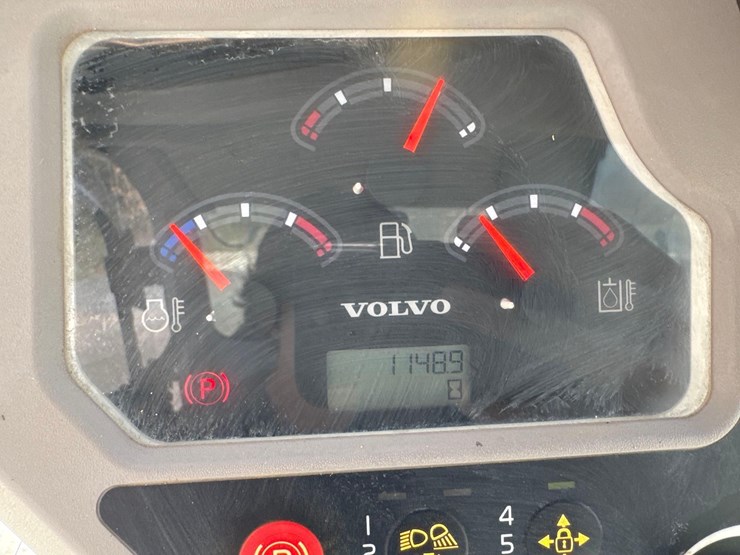 volvo-mct135d-image-17