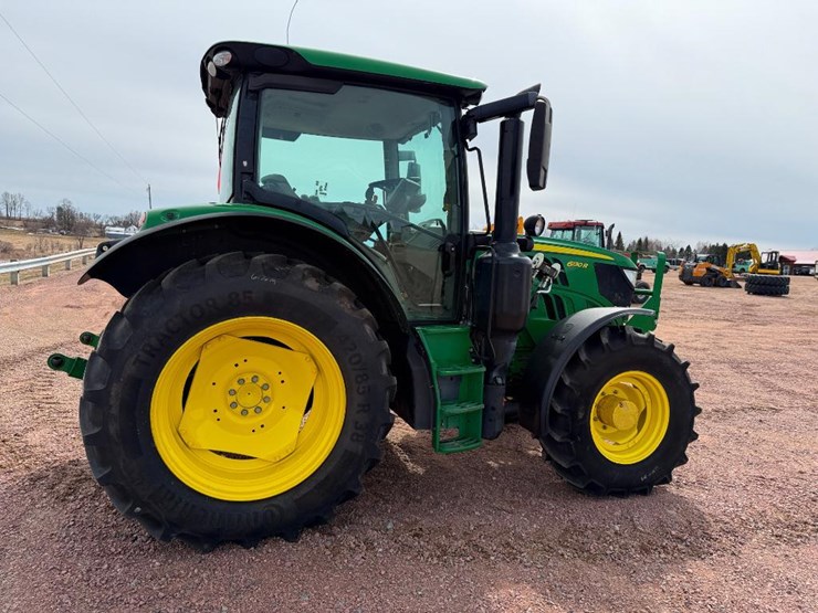 john-deere-6130r-image-4