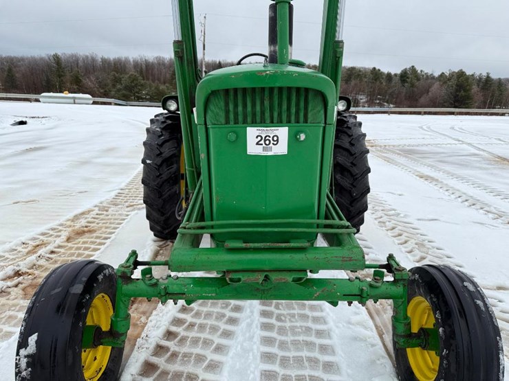 john-deere-3010-image-27
