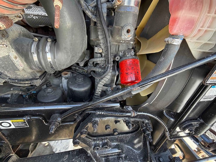 2016-peterbilt-579-image-37