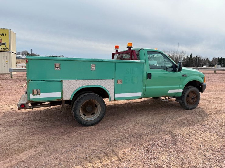 ford-f450-xl-image-4