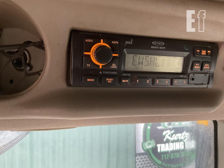 2012-case-ih-magnum-180-image-11