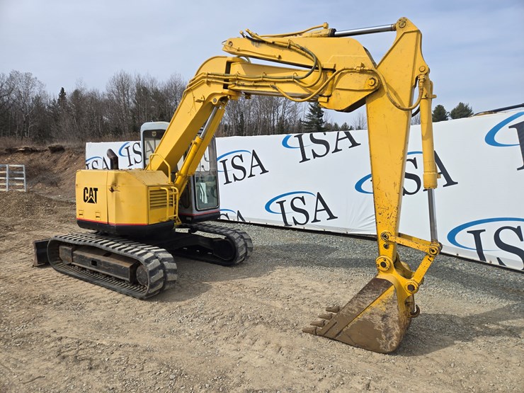 caterpillar-307-image-7