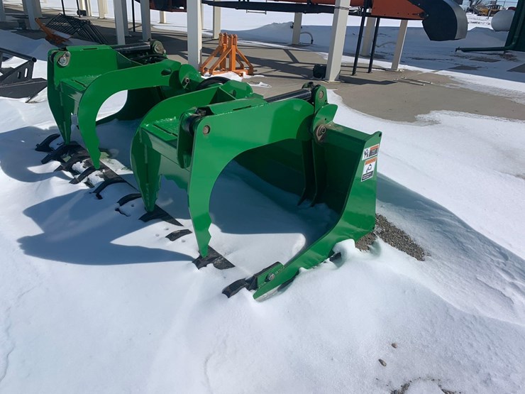 john-deere-loader-bucket-image-1