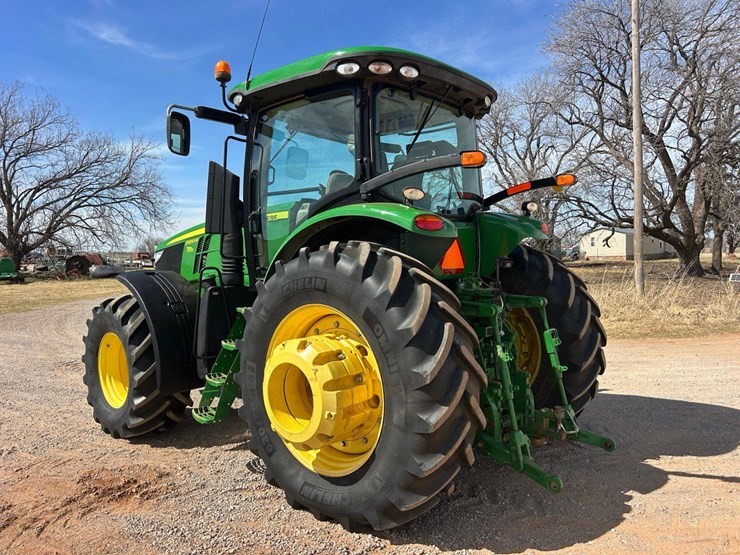 2013-john-deere-7200r-image-37