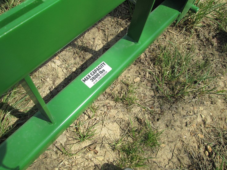 #44100-•-44"-tractor-forks-image-5