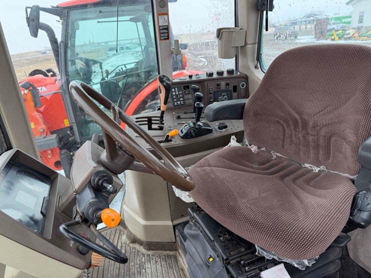 john-deere-7420-image-32