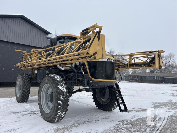 2012-ag-chem-rg1100-image-3