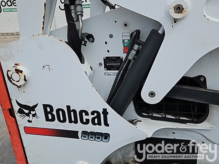2017-bobcat-s650-image-9