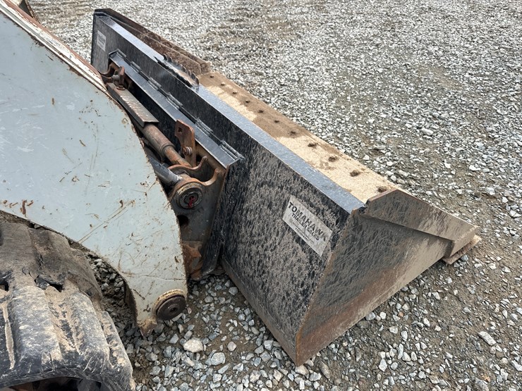 takeuchi-tl240-image-15