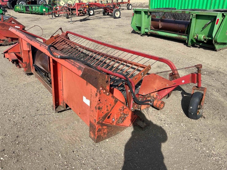 international-810-image-5