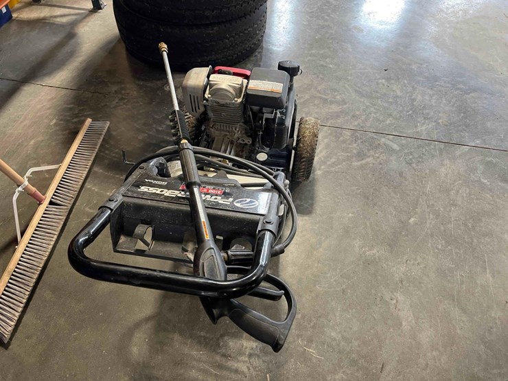 honda-powerboss-pressure-washer-image-5