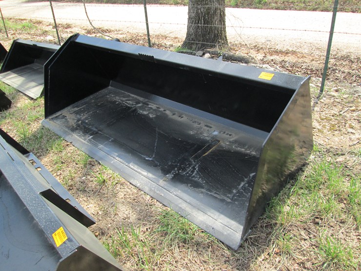 #44089-•-96"-skid-steer-snow/litter-bucket-image-1