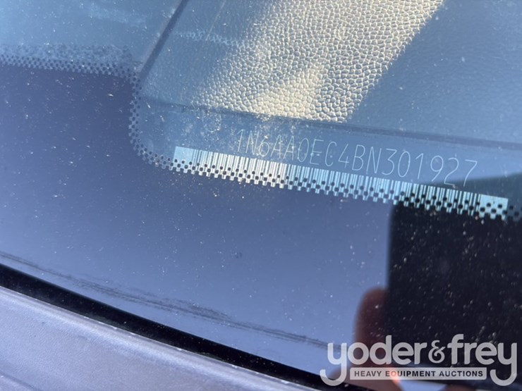 2011-nissan-titan-image-44