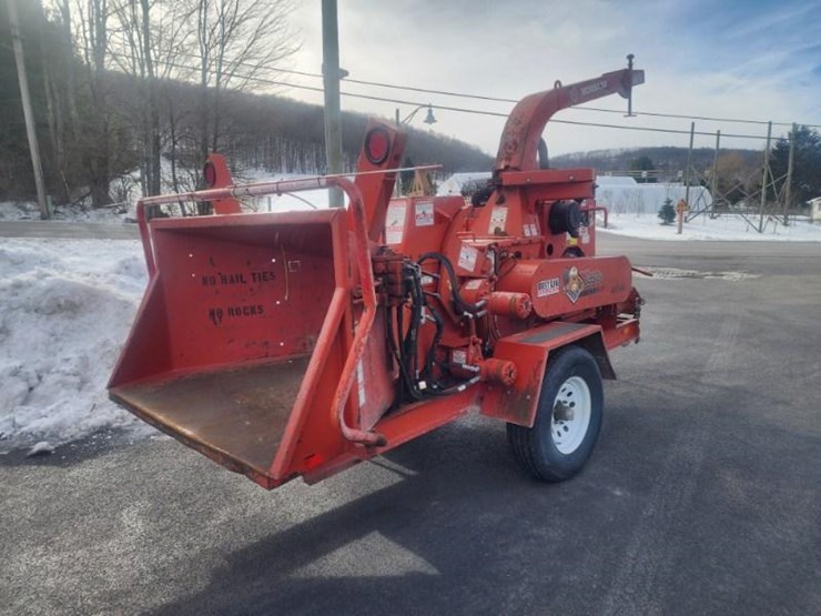 #449-•-2017-morbark-beever-m12r-chipper-image-1