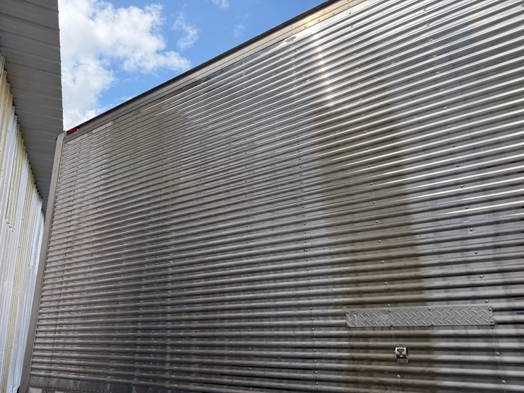 2004-international-durastar-4300-image-39