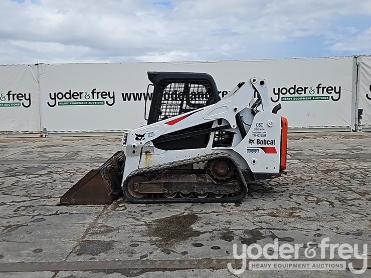 2020-bobcat-t590-image-3