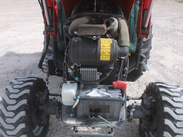 2018-massey-ferguson-1755m-image-65