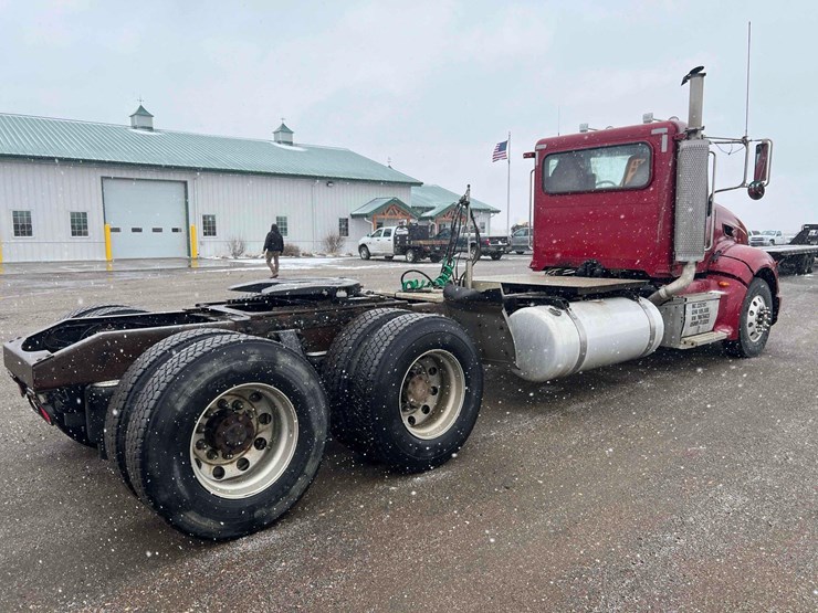 2005-caterpillar-c15-image-5