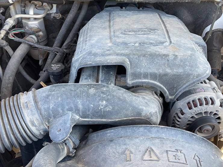 2010-chevrolet-2500-image-26