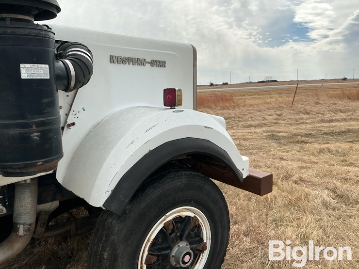 1979-western-star-4864-2-image-12