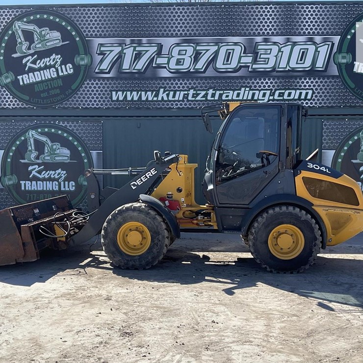 2021 DEERE 304L