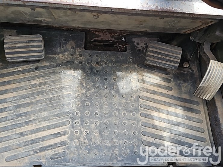 takeuchi-tl8r-image-27